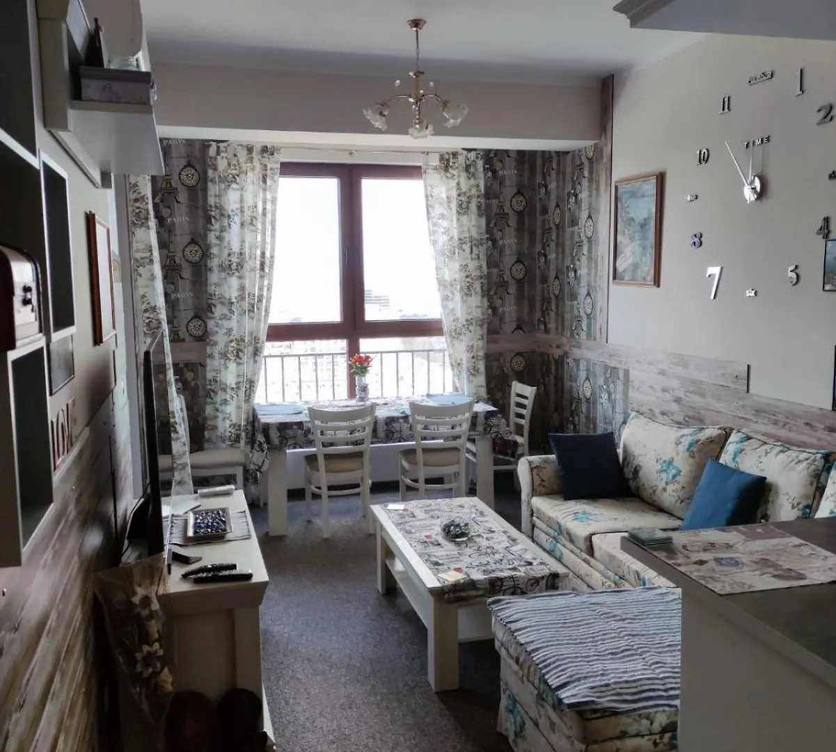 Lazuren Bryag Lux Suite Burgas