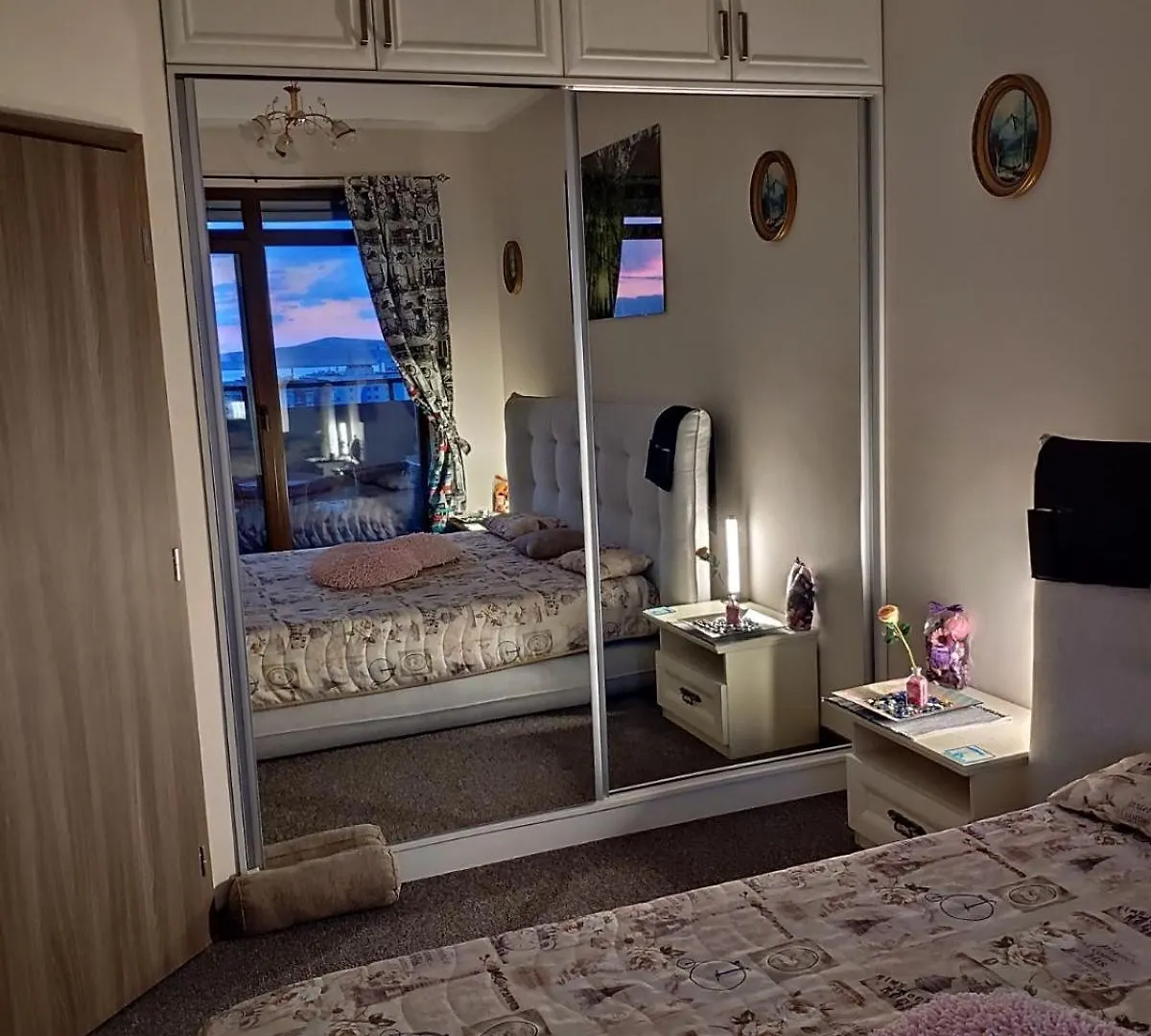 Appartamento Lazuren Bryag Lux Suite Burgas